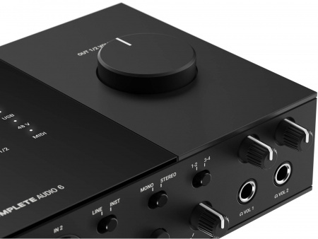 Звуковая карта Native Instruments Komplete Audio 6 MK2