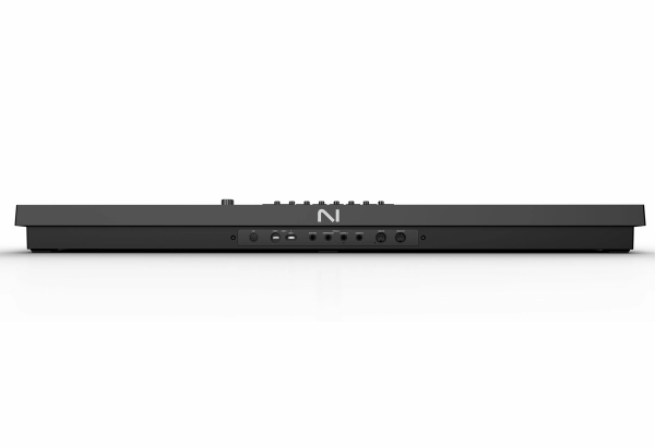 MIDI клавиатура Native Instruments KOMPLETE KONTROL S61 MK3