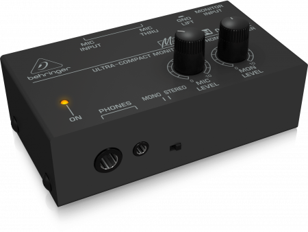 Усилитель для наушников Behringer MA 400