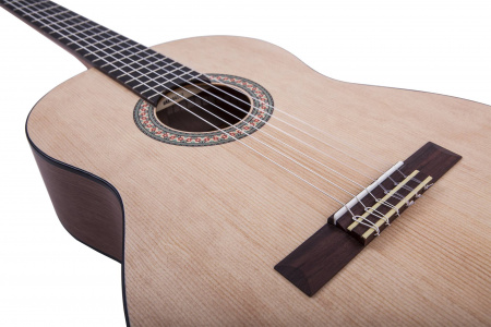 Гитара классическая Yamaha C40M