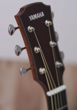 Гитара электроакустическая Yamaha AC5R VNAT ARE