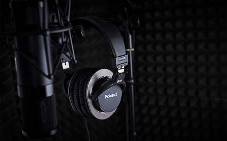 Студийные наушники Roland RH-300